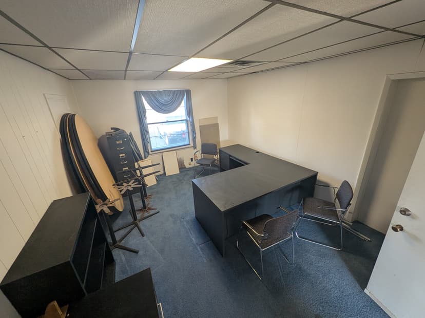 Image of Office 3