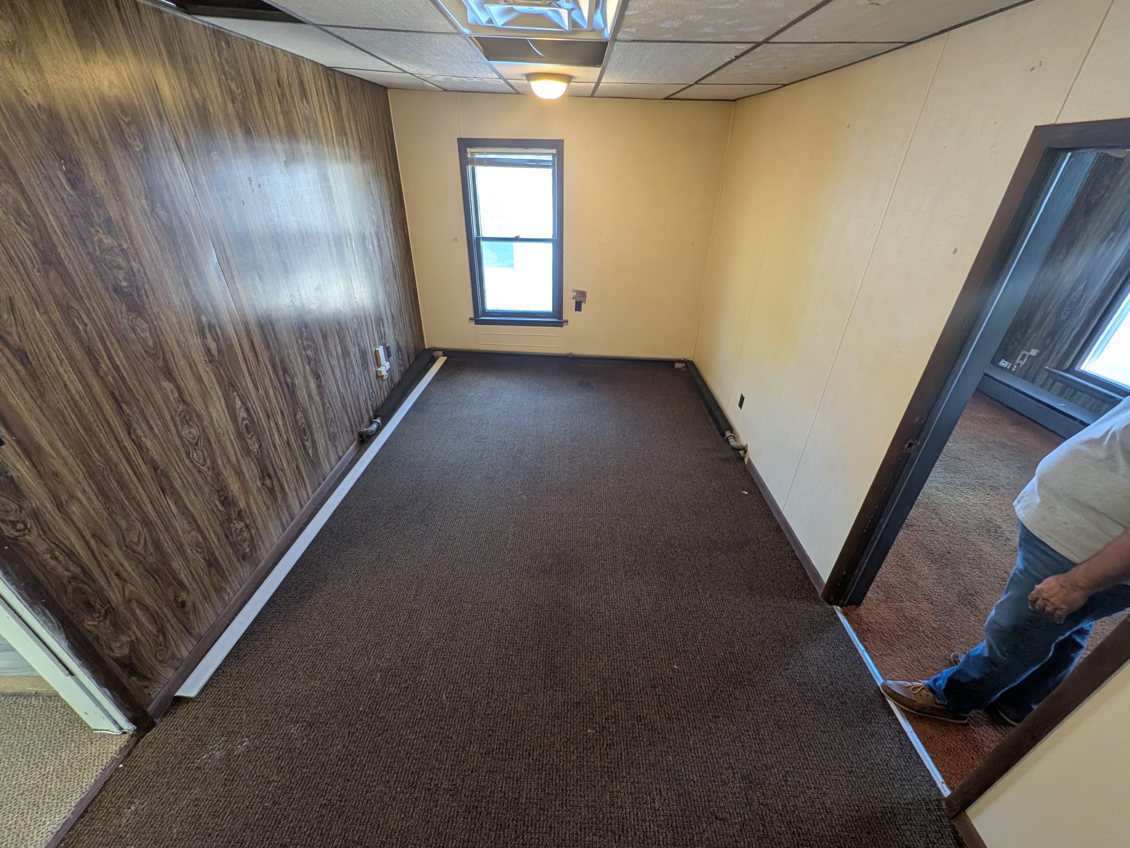 Office 8 - Image 1: Office 8